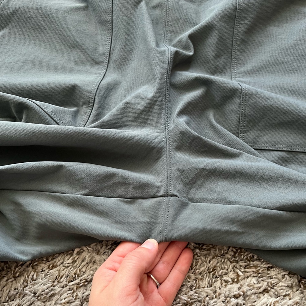 Athleta Headlands Hybrid Cargo II Tight Leggings in Grey Women's Plus Size 26 - Picture 9 of 15